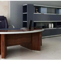 استخدام نیروی خانم