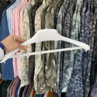 ۵۰۰ عدد آویز لباس