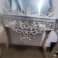 کنسول و آینه