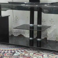 میزتلویزیون شیشه ای