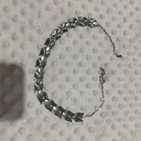 گردنبند لاله|بدلیجات|اندیشه, اندیشه فاز ۱|دیوار