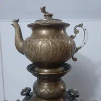 چراغ لاله قدیمی سماور قدیمی کاسه قدیمی|کلکسیون اشیاء عتیقه|ملایر, |دیوار