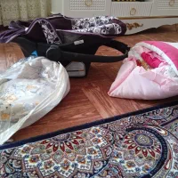 یک عدد کریر لحاف تشک و تشک بادی قنداق خارجی|اسباب و اثاث بچه|میاندوآب, |دیوار