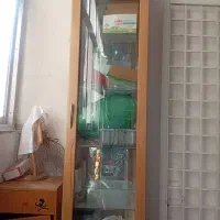 ویترین درب شیشه ای