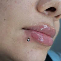 خدمات تخصصی پیرسینگ|خدمات آرایشگری و زیبایی|شیراز, کوشک میدان|دیوار