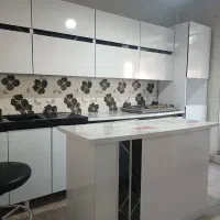 کابینت مدرن دکور نمایشگاه با جزیره