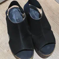 کفش پاشنه دار