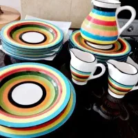 بشقاب رنگارنگ