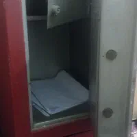 گاوصندوق|ابزارآلات|بند زرک, |دیوار