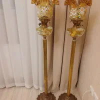 یک جفت چراغ پایه برنز