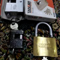 سه عدد قفل آویز در حد نو