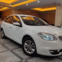 برلیانس ۳۳۰ خیلی تمیز ۶۰۰ نقد الباقی ماهی ۵۰