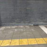 فروش مغازه حاشیه وکیل آباد