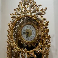 ساعت قدی طلایی برنج