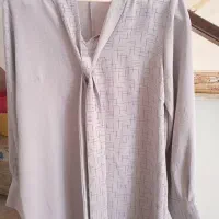 لباس وتعدادی روسری