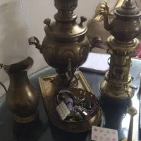 سماور برنجی با بقیه لوازم جانبی