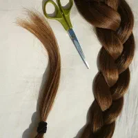 خریداری موی سر بانوان عزیز اصفهان