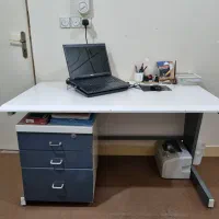 میز تحریر بزرگ تمیز|میز تحریر و کامپیوتر|اهواز, کیانپارس |دیوار