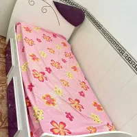 تخت یک نفره و کمد لباس بچه و کمد اسباب بازی
