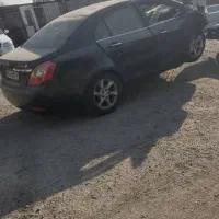 جیلی Emgrand امگرند 7  ۲۰۱۳ تک برگ تصادفی