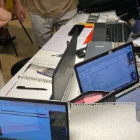 همکاری در تدوین پایاننامه در گرایش علوم انسانی