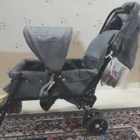 کالسکه دوقلو