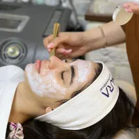 پاکسازی و فیشال پوست تخصصی بانوان رشت|خدمات آرایشگری و زیبایی|رشت, گلباغ نماز|دیوار
