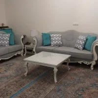 ست مبل۷نفره به همراه میز ناهار خوری ۸ نفره در حدنو