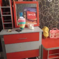 تخت و کمد و میز آرایش|اسباب و اثاث بچه|یزد, |دیوار