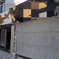 فروش سهم ملک تجاری در مرکز شهر  شلوغ ترین خیابان|فروش مغازه و غرفه|الیگودرز, |دیوار