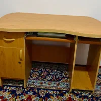 میز کامپیوتر و تحریر به همراه صندلی چرخدار گردان