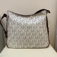 کیف زنانه|کیف، کفش، کمربند|کرج, باغستان|دیوار