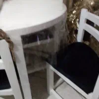 میز ناهارخوری کمجا