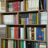 فروشنده و خریدار کتاب های کتابخانه های شخصی