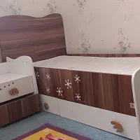 تخت نوجوان مدل گوزن به همراه دو عدد پاتختی