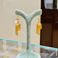 گوشواره لوستری طلا