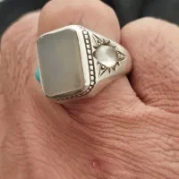 انگشتر سه نگین