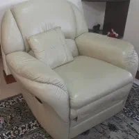 ست مبل راحتی چرم ۷ نفره|مبلمان خانگی و میز عسلی|تهران, ورزشگاه آزادی|دیوار
