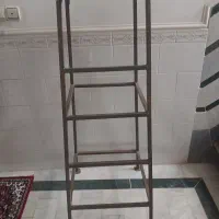 چهارپایه فلزی