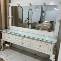 میز کنسول و‌میز ناخن