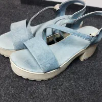 چن جفت کفش سایز ۳۸