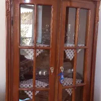 بوفه و کتابخانه