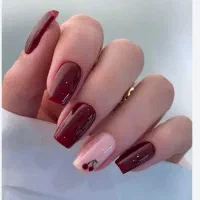 نیازمند ناخن کار هستیم