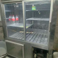 یخچال ایستاده پشت بسته