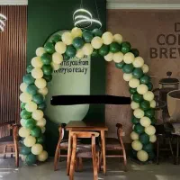 اجرای انواع بادکنک آرایی و کیک تولد