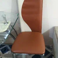 میز 6نفره با 4تا صندلی