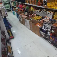 نیازمند به یک فروشنده خانم جهت کار در سوپر مارکت