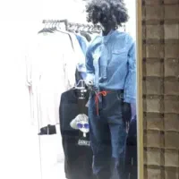 مانکن ایستاده بوتیک زنانه|فروشگاه و مغازه|رشت, صفاری|دیوار