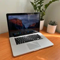 مک بوک پرو ۲۰۱۰ - Core i5 - پانزده اینچ - mac book