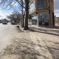 مغازه در میدان مادر